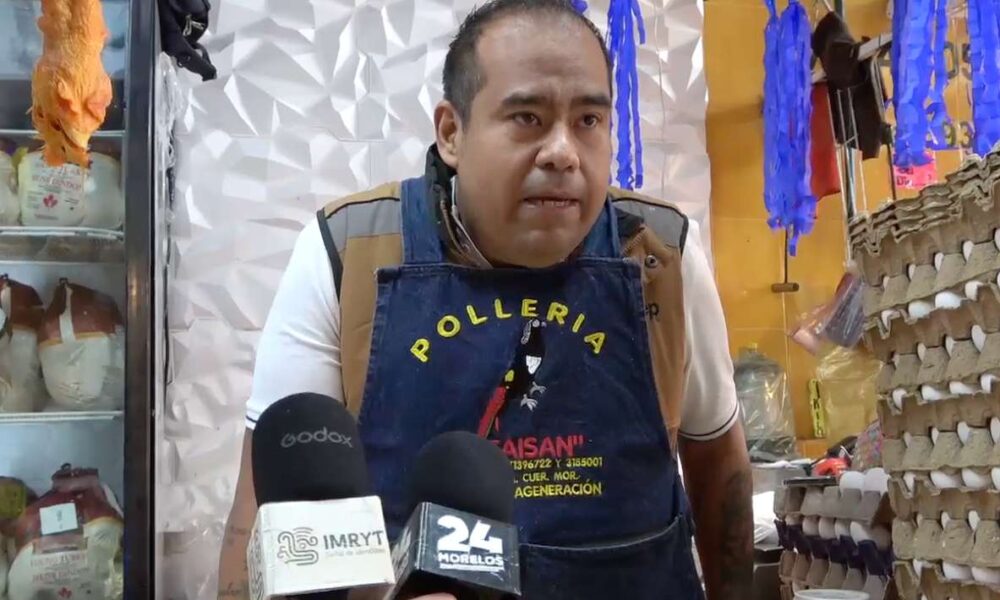 Incendio consume cremería en el mercado “Adolfo López Mateos” de Cuernavaca